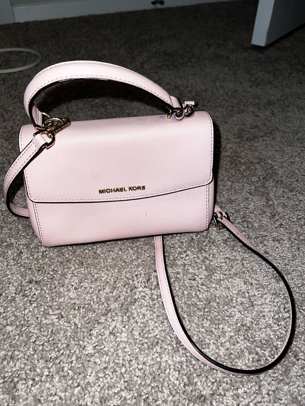 MICHAEL KORS Ava Blush Santiago